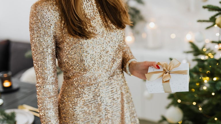 Los 12 mejores outfits de las famosas que vas a querer replicar en navidades
