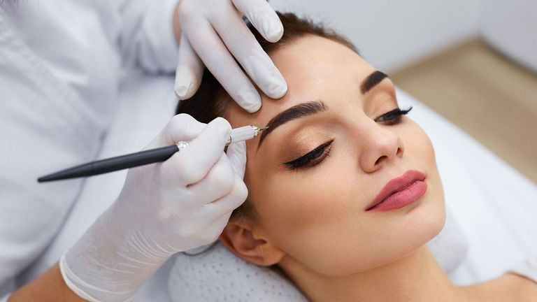 Microblading: todo lo que debes saber sobre la técnica de las cejas perfectas