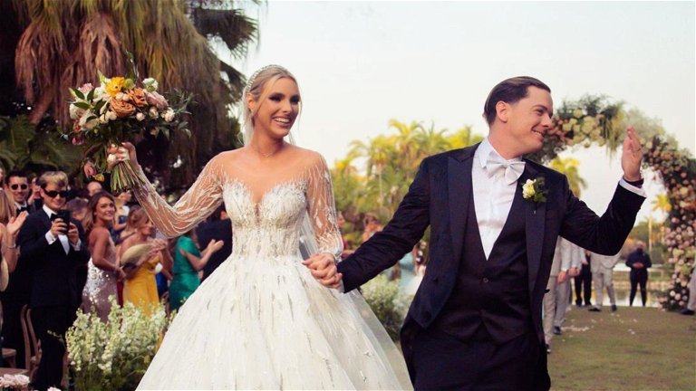 Los 3 increíbles vestidos que Lele Pons eligió para su boda: transparencias, escotes y mucho brillo