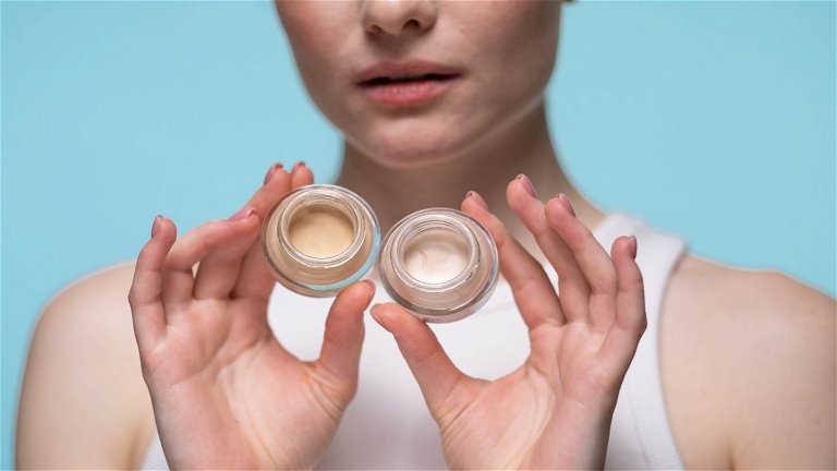 Diferencias entre maquillaje líquido y compacto: cuándo usar cada uno
