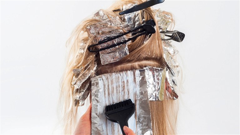 Consejos para que el tinte de pelo aguante más tiempo en la raíz