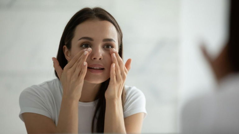 Esta crema barata de Amazon mejorará tus rutinas faciales