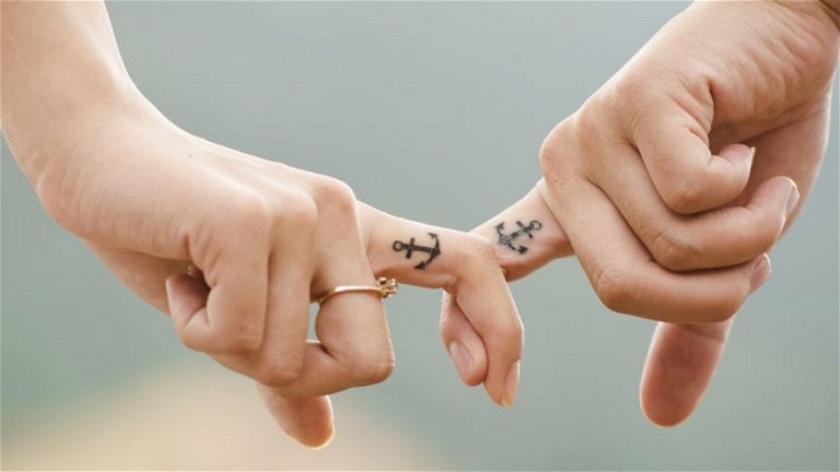 22 ideas de tatuajes originales para parejas