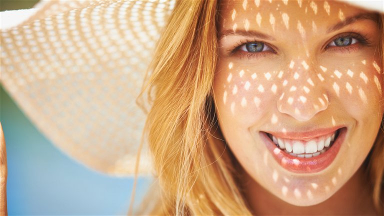 Las 7 mejores cremas solares e hidratantes con color para mujeres que no se maquillan