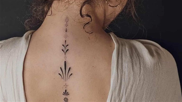 Las 19 mejores ideas de tatuajes en la espalda para una mujer
