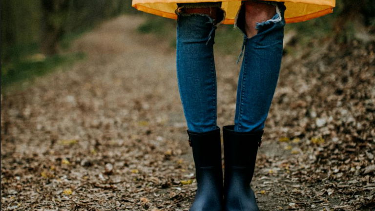 Las botas de agua de Lefties que querrás llevar también a la oficina