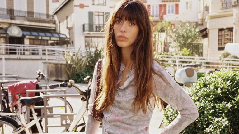 Chaquetitas de punto de Zara: 7 modelos que las mujeres de 50 llevan como top esta primavera (y sientan fenomenal)