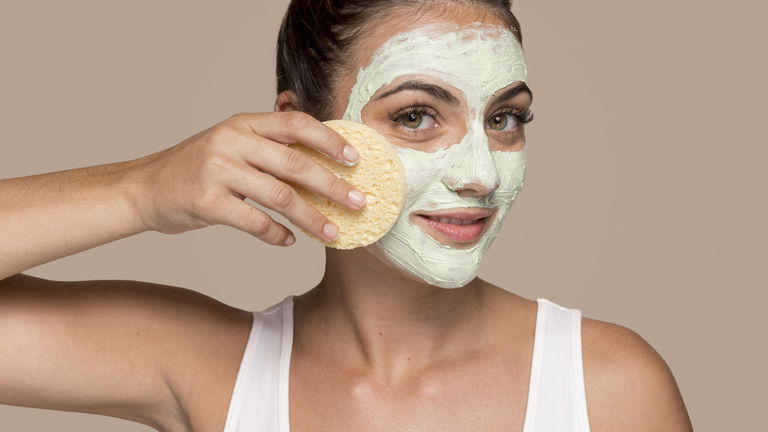 Las mejores mascarillas detox recomendadas por dermatólogas para limpiar y revitalizar la piel