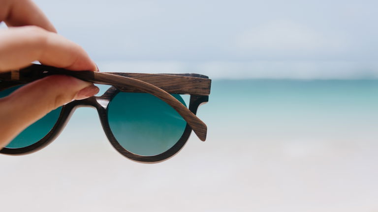 No todas las gafas son iguales: consejos para escoger unas que realmente cuiden tus ojos