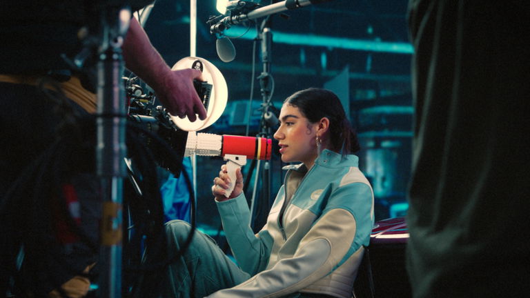 "She Built That": LEGO derriba estereotipos de género a ritmo de hip hop y creatividad Gen Z