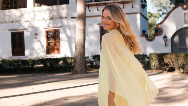 10 vestidos de invitada que te sirven antes, durante y después del embarazo
