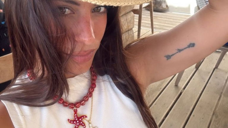 El collar con estrella que ha llevado Dulceida es de MonMart (y hay más modelos disponibles)