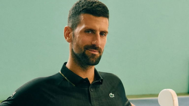 Lacoste sustituye el icónico cocodrilo por una cabra para celebrar a Djokovic como GOAT