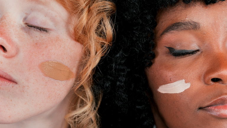 Cómo elegir tu base de maquillaje ideal según el subtono de tu piel