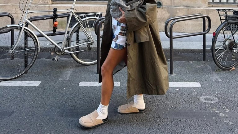 Pull&Bear tiene los zuecos que te vas a poner antes que las botas este entretiempo
