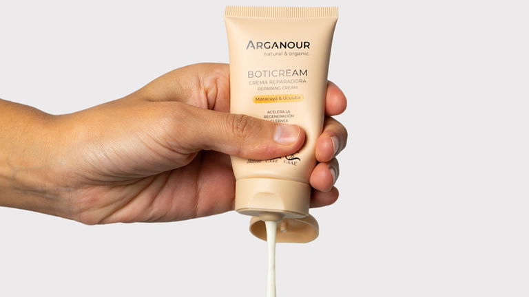 El bálsamo que lo cura (casi) todo: labios, manos, talones… y hasta eccemas