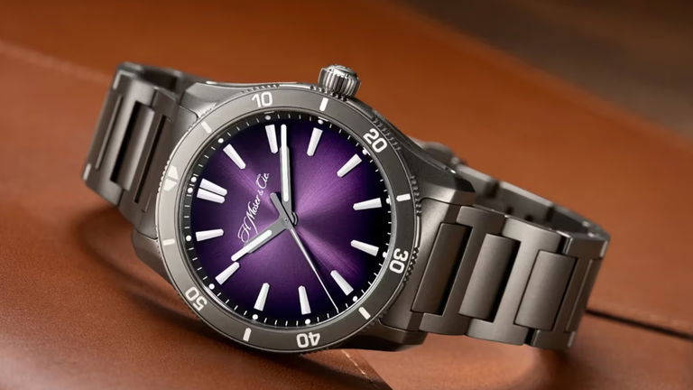Púrpura y sofisticado: el nuevo reloj de H. Moser & Cie. tiene inspiración oriental y alma moderna