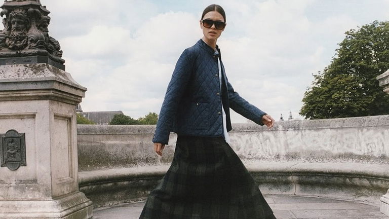 Del aire retro al british clásico: las faldas de cuadros más bonitas de la temporada