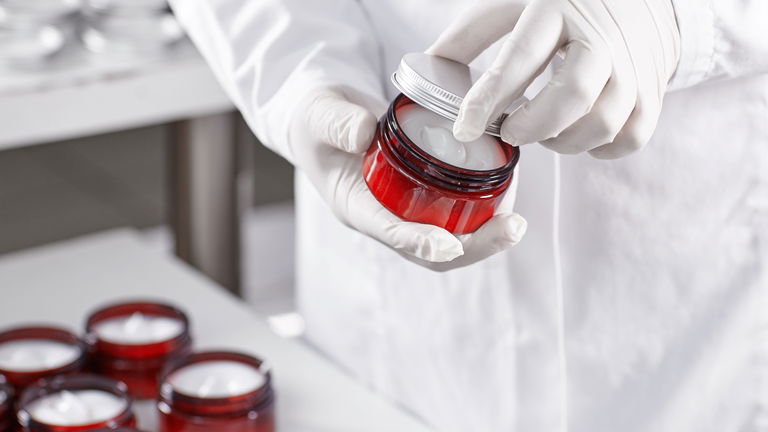 Disruptores endocrinos: qué son y por qué todo el mundo está en alerta con ellos. ¿Realmente son tan malos?