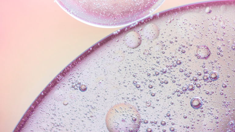 Retinol en otoño e invierno: el secreto para una piel más joven y luminosa