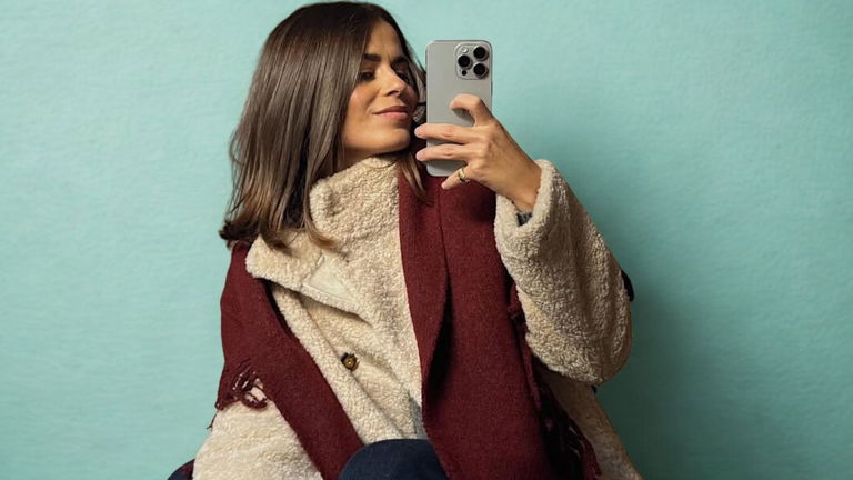 Jessie Chanes enseña dos looks superabrigados de Cortefiel que quedan de 10