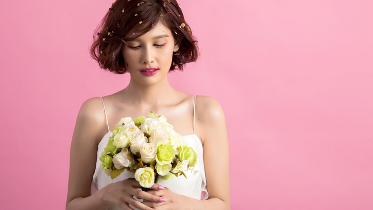 10 peinados para novias con pelo corto que querrás llevar en tu boda