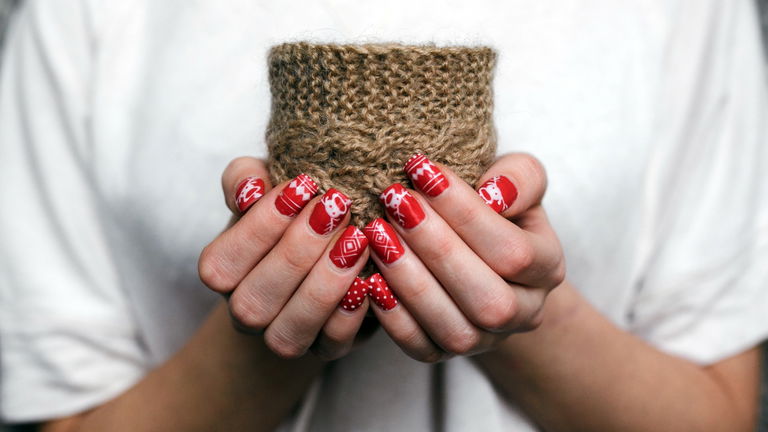 Tendencias uñas Navidad ¿Qué colores se llevan?