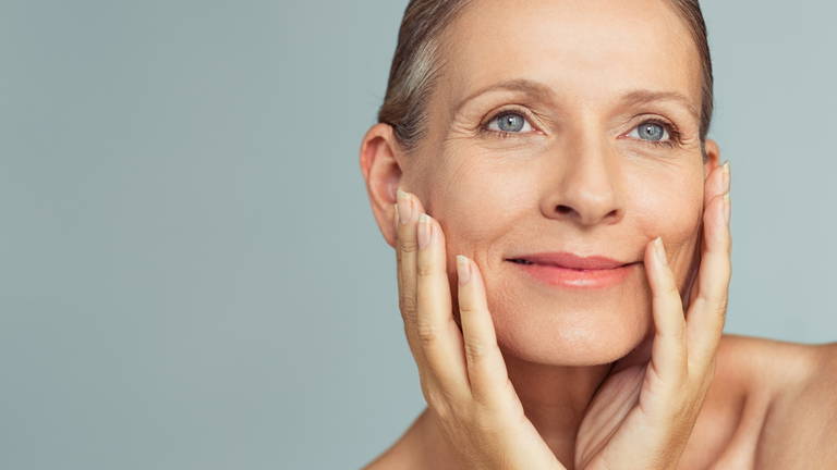 La crema que triunfa entre las mujeres de 50+: Veralab promete un glow inmediato