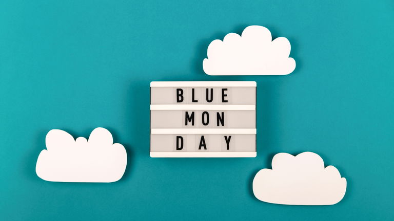 El azul que te cambia el mood: looks comfy y sensoriales para sobrevivir al Blue Monday
