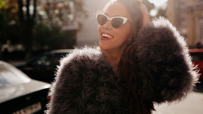 Qué es el Mod Wife en 2026: la estética maximalista que domina el nuevo lujo