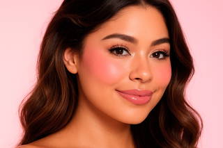 El rubor rosado vuelve: así se lleva el look Baby Doll según Too Faced